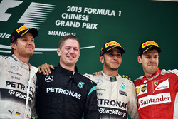 Podium : Nico Rosberg Mercedes AMG F1, deuxième; Lewis Hamilton Mercedes AMG F1, vainqueur; Sebastian Vettel Ferrari, troisième