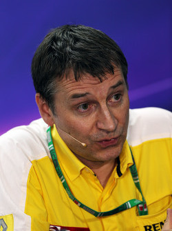Rob White, Renault Sport, lors de la conférence de presse de la FIA
