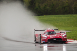#23 Nissan Motorsports Nissan GT-R Nismo