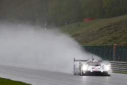#19 Porsche Team 919 Hybrid Nico Hulkenberg, Earl Bamber, Nick Tandy