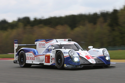 #1 Toyota Racing TS040 Hybrid: Anthony Davidson, Sébastien Buemi, Kazuki Nakajima
