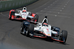 Will Power et Simon Pagenaud, Team Penske Chevrolet