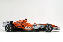 Studio photo de la Spyker MF1 Racing M16