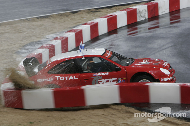 Halbfinale: Colin McRae mit Unfall