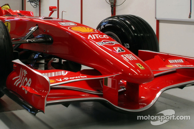 Ferrari F2007: Frontflügel