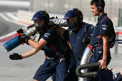 Заправщики Scuderia Toro Rosso