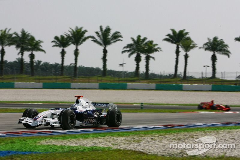 Nick Heidfeld, BMW Sauber F1 Team, F1.07 y Felipe Massa, Scuderia Ferrari, F2007