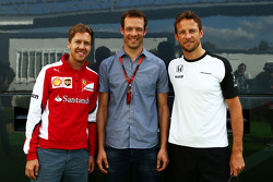 Sebastian Vettel, Ferrari avec Alexander Wurz, mentor des pilotes Williams et Jenson Button, McLaren