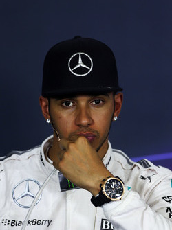 Льюис Хэмилтон, Mercedes AMG F1 на пресс-конференции FIA