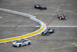BMW electric safety car leads the cars in testing