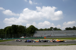 Antonio Giovinazzi, Jagonya Ayam, con Carlin Dallara Volkswagen, Charles Leclerc, Van Amersfoort Rac