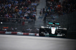 Льюис Хэмилтон, Mercedes AMG F1 W06