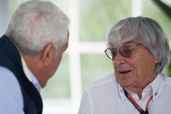 Paseo Lawrence, Ejecutivo con Bernie Ecclestone