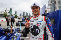 Ganador de la pole Nelson Piquet Jr., Carlin
