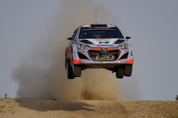 Thierry Neuville et Nicolas Gilsoul, Hyundai i20 WRC, Hyundai Motorsport