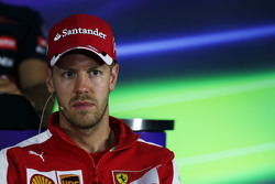 Sebastian Vettel, Ferrari, lors de la conférence de presse FIA