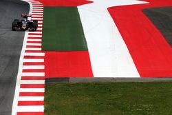 Carlos Sainz Jr., Scuderia Toro Rosso STR10