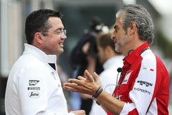 Eric Boullier, diretor da McLaren Racing com Maurizio Arrivabene, Ferrari