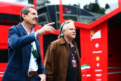 Guenther Steiner, Haas F1 teambaas en Gene Haas, Haas Automotion President