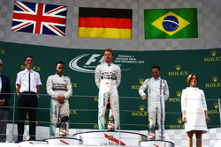 Pódio: segundo lugar Lewis Hamilton, o vencedor Nico Rosberg, Mercedes AMG F1 e o terceiro colocado Felipe Massa, Williams