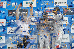 Podium: el ganador, Sébastien Loeb, segundo lugar, José María López, tercer lugar, Yvan Muller