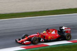 Esteban Gutiérrez, Ferrari SF15-T Piloto de pruebas y reserva