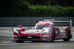 日产车队23号日产GT-R LM NISMO:奥利弗·普拉、简恩·马登博、马克斯·齐尔顿