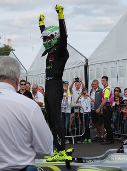 Nelson Piquet Jr., China Racing, célèbre son titre de Champion Formule E