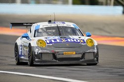 #44 Magnus Racing Porsche 911 GT America: John Potter, Andy Lally, Marco Seefried