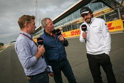 Simon Lazenby, présentateur Sky Sports F1 TV avec Martin Brundle, commentateur Sky Sports et Fernando Alonso, McLaren