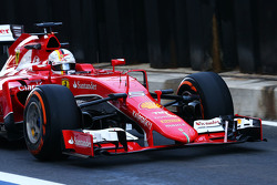 L'aileron avant de Sebastian Vettel, Ferrari SF15-T