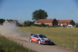 Тьерри Невилль и Николя Жильсуль, Hyundai i20 WRC, Hyundai Motorsport