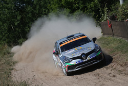 Andrea Crugnola E Michelle Ferrara, Renault Clio R3T