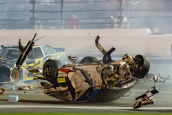 Austin Dillon, Richard Childress Racing Chevrolet y su choque al final de la carrera