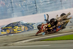 Austin Dillon, Richard Childress Racing Chevrolet y su choque al final de la carrera