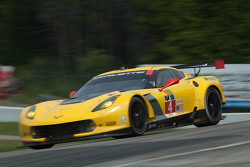 #4 Corvette Racing Chevrolet Corvette C7.R: Oliver Gavin, Tommy Milner