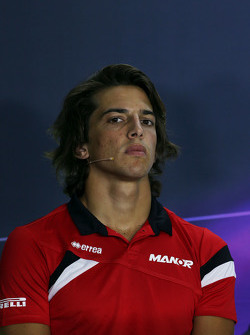 Roberto Merhi, Manor F1 Team en la conferencia de prensa de la FIA