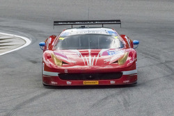 #62 Risi Competizione Ferrari F458 : Pierre Kaffer, Giancarlo Fisichella, Olivier Beretta