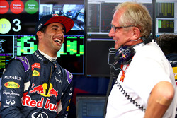 Daniel Ricciardo, Red Bull Racing mit Dr. Helmut Marko
