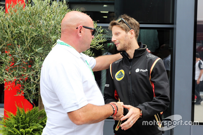 Philippe Bianchi, le père de Jules Bianchi, avec Romain Grosjean, Lotus F1 Team