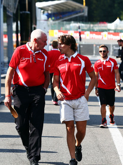 John Booth, Team Principal Manor F1 Team avec Roberto Merhi, Manor F1 Team