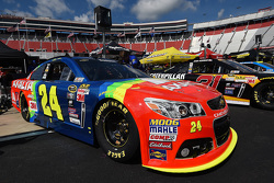 The throwback car of Jeff Gordon, Hendrick Motorsports Chevrolet
