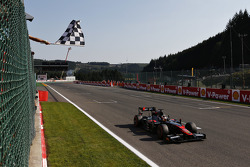 Le vainqueur Stoffel Vandoorne, ART Grand Prix
