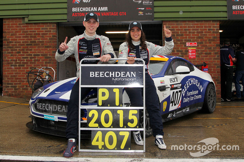 Jamie Chadwick ve Ross Gunn, Beechdean AMR