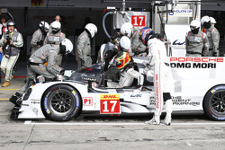 #17 Porsche Team Porsche 919 Hybrid : Timo Bernhard, Mark Webber, Brendon Hartley