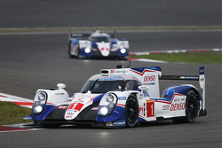 #1 Toyota Racing Toyota TS040 Hybrid : Sébastien Buemi, Anthony Davidson, Kazuki Nakajima
