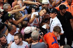 Nico Rosberg, Mercedes AMG F1 con los fans