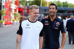 Kevin Magnussen, McLaren com Daniel Ricciardo, Red Bull Racing