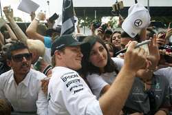 Нико Росберг, Mercedes AMG F1 W06