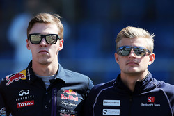 Daniil Kvyat, Red Bull Racing y Marcus Ericsson, Sauber